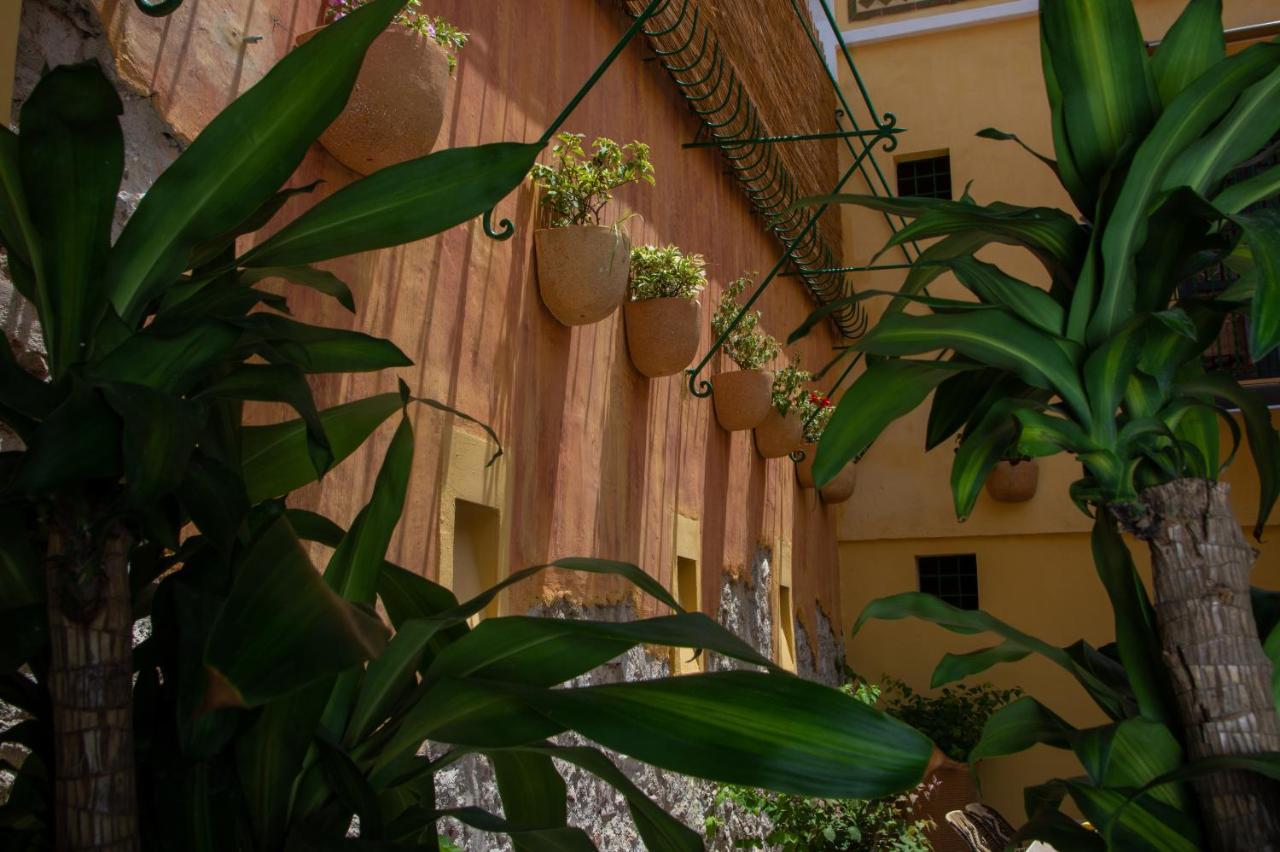 Casa Lorenza Hotel Cartagena エクステリア 写真